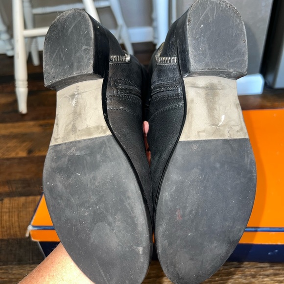 Arturo Chiang full leather boots with zipper accents. Lightly worn. - Picture 3 of 4